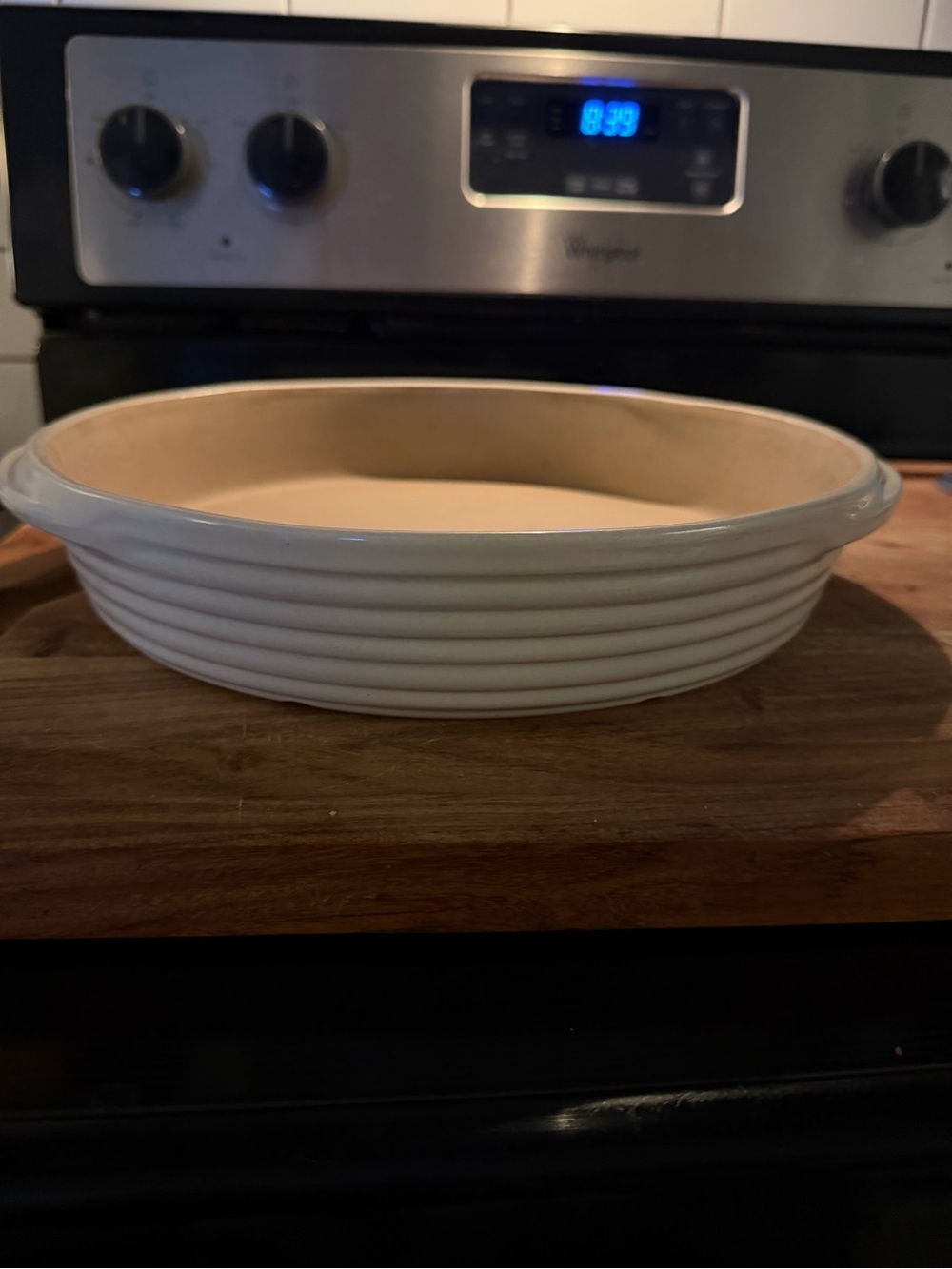 Pampered Chef 11" Rimmed Stoneware Stone Round Dish - Pie Quiche Personal Pizza
